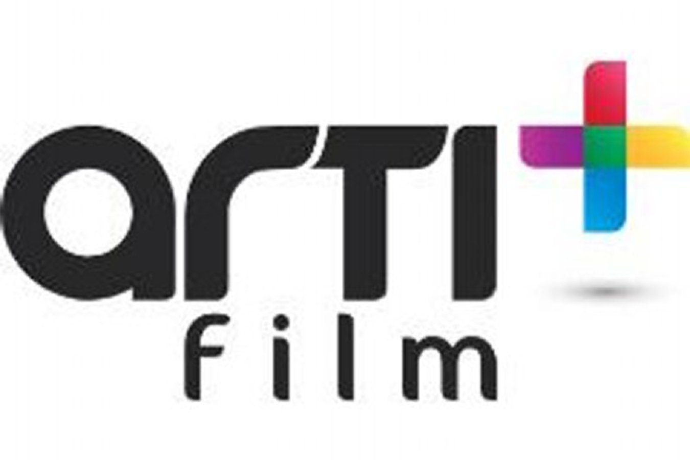 artı film